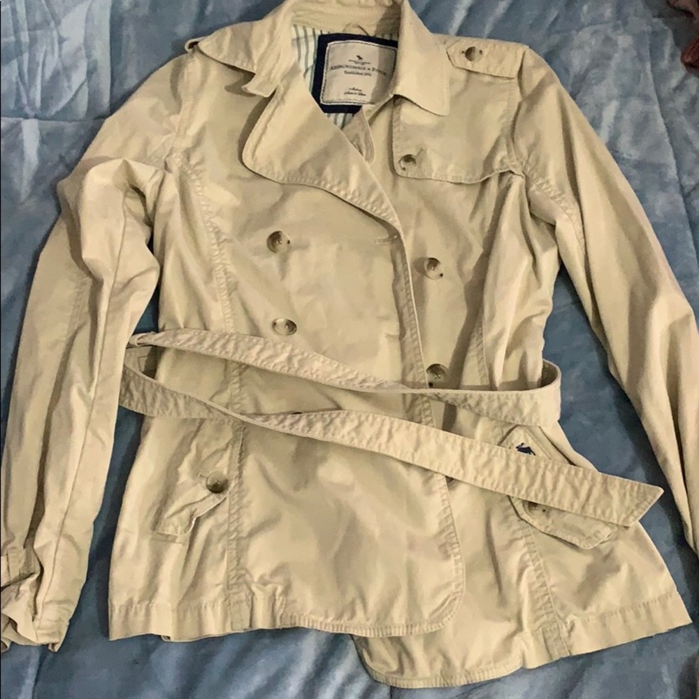 Women’s trench coat